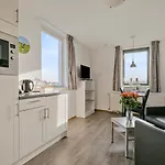 Bbwesteinder Vof Bed & Breakfast *